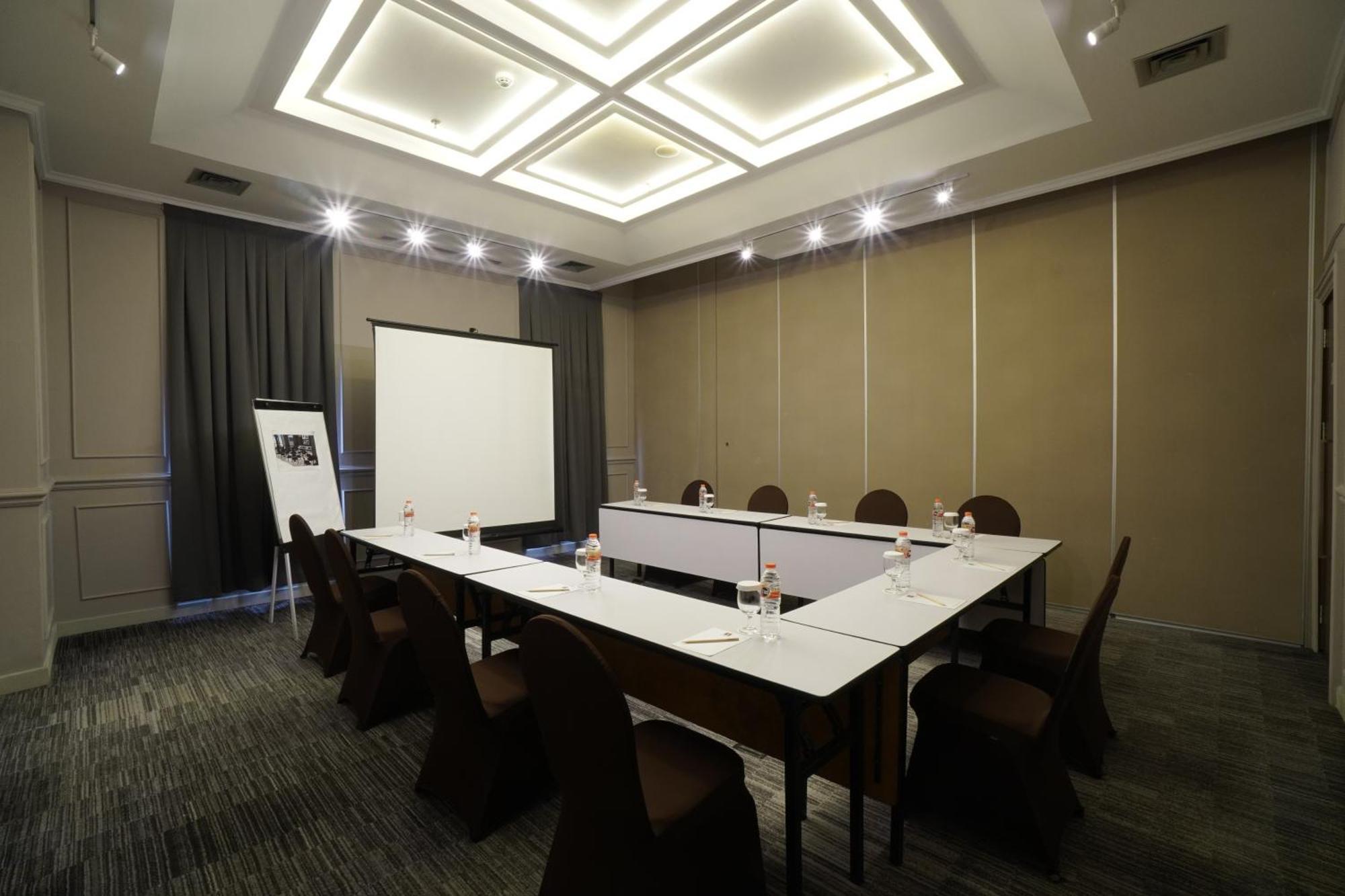 Swiss-Belinn Cawang Τζακάρτα Εξωτερικό φωτογραφία