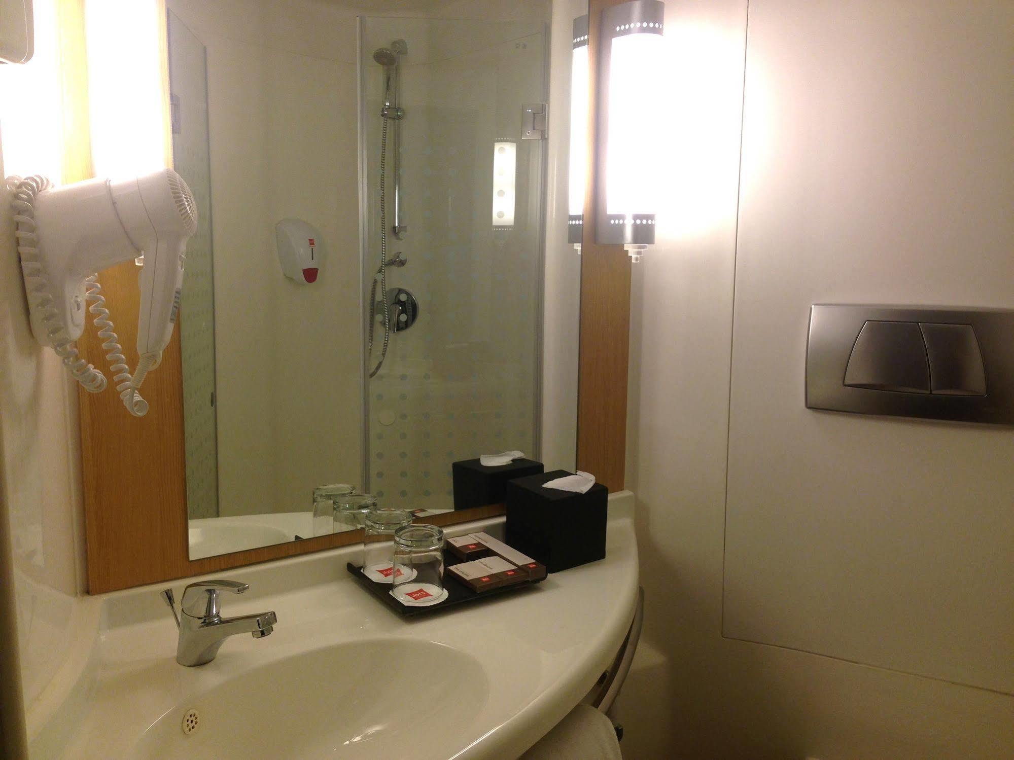 Swiss-Belinn Cawang Τζακάρτα Εξωτερικό φωτογραφία